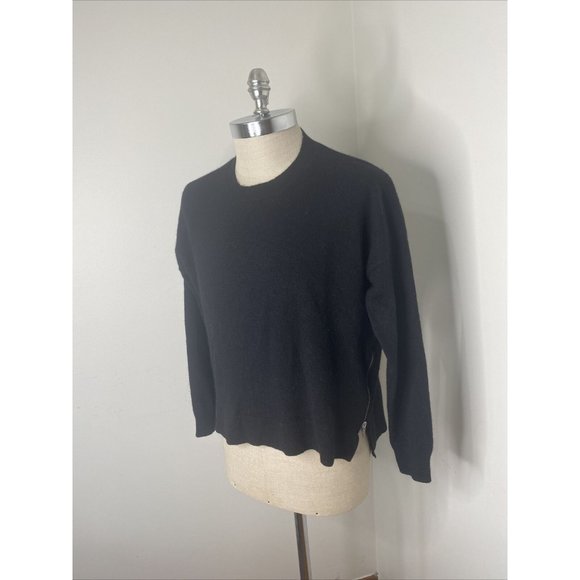 C By Bloomingdales Sweater Cashmere Crew Neck Black Size XL Size Zippers - Picture 2 of 7